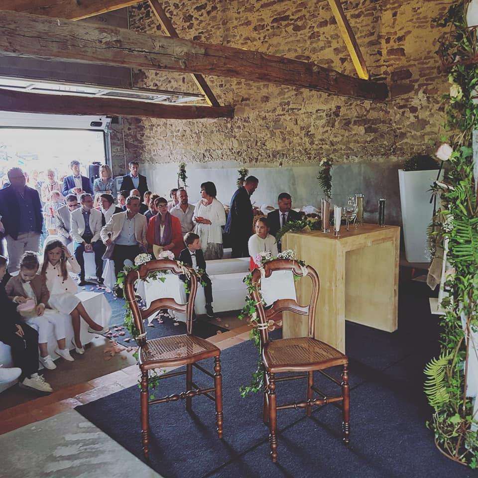 Samedi 11 mai 2019, le groupe ONLY NEW JAZZ BAND était en formule Trio au Domaine du Bois Ménias à Faymoreau (85), pour la cérémonie et le cocktail du mariage d'Elodie et Guillaume !