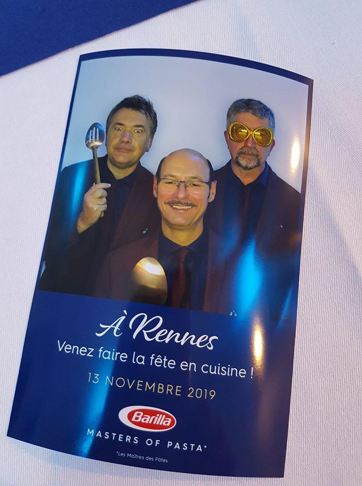 Mercredi 13 novembre 2019, le groupe SAMOVAR SWING TRIO du catalogue Jazz &#38; Swing Events était à l'hôtel l'Eclozr à Rennes (35), dans le cadre d'un show culinaire de la marque Barilla !