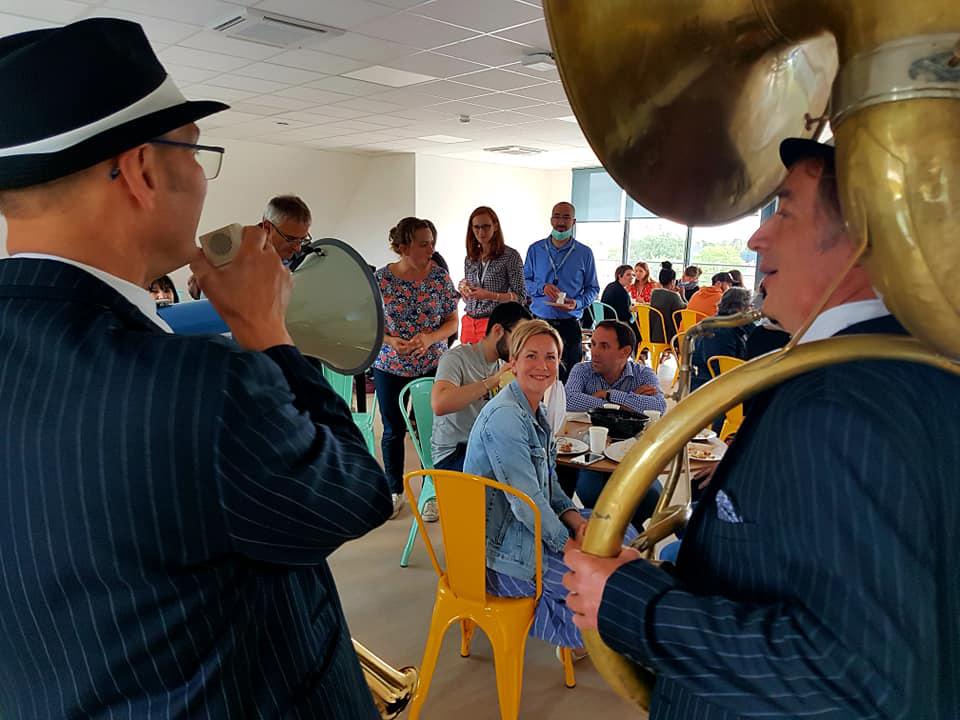 Lundi 31 août 2020, le groupe ONLY NEW JAZZ BAND était en formule Trio dans les nouveaux locaux de l'entreprise LILIAL à Trélazé (49) !